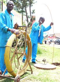 Telecom Workers Laying Cable in Kampala - Photo Source: Daily Monitor